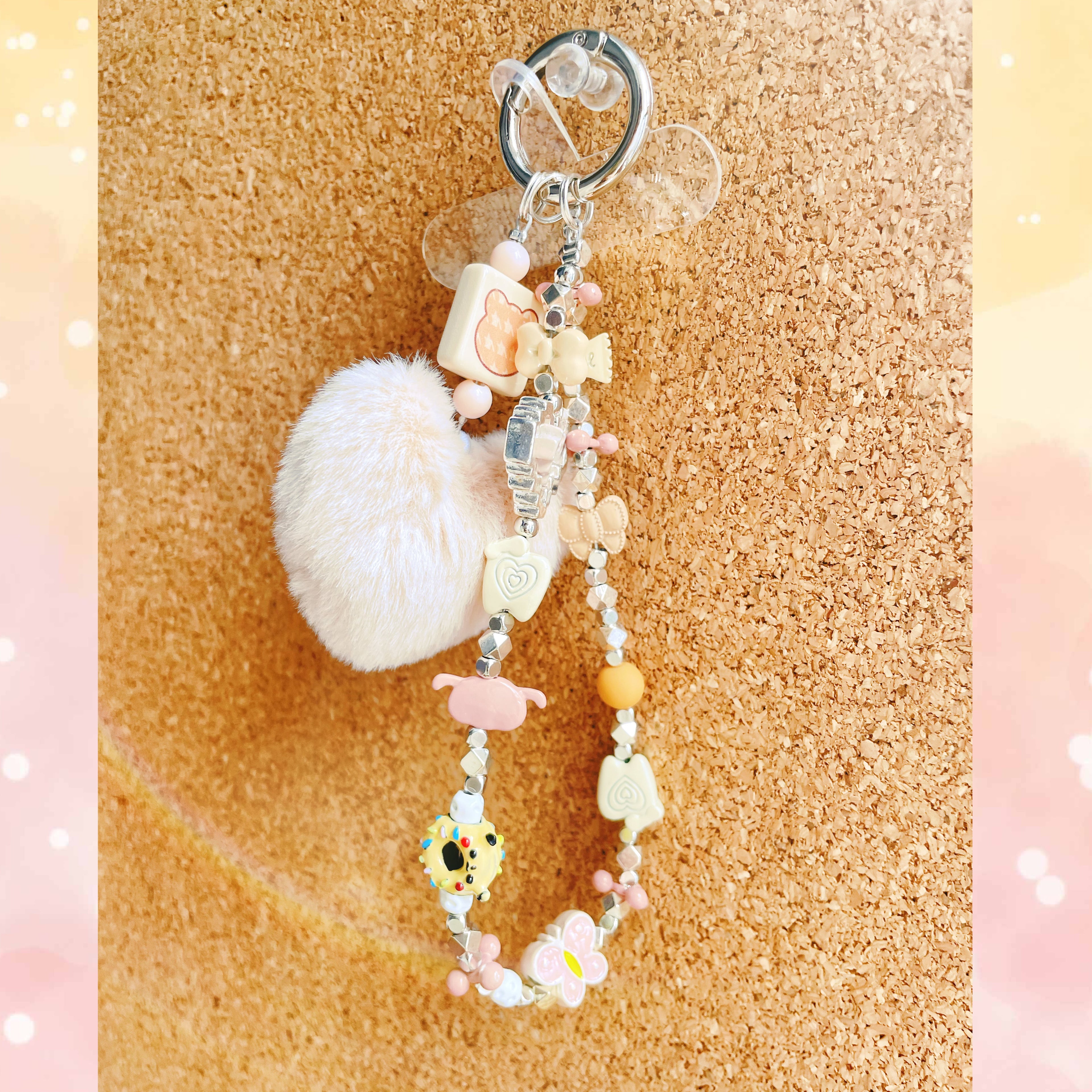 🍩 BUTTERFLY & DONUT BEADS KEYCHAIN