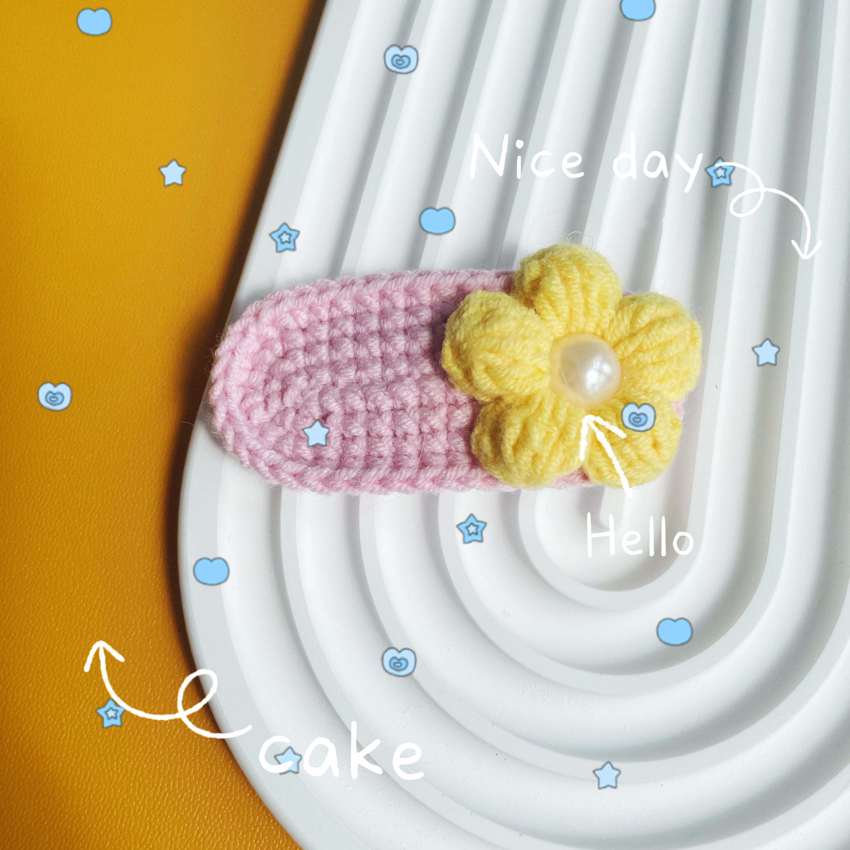 Bloomie Puff Hairclip
